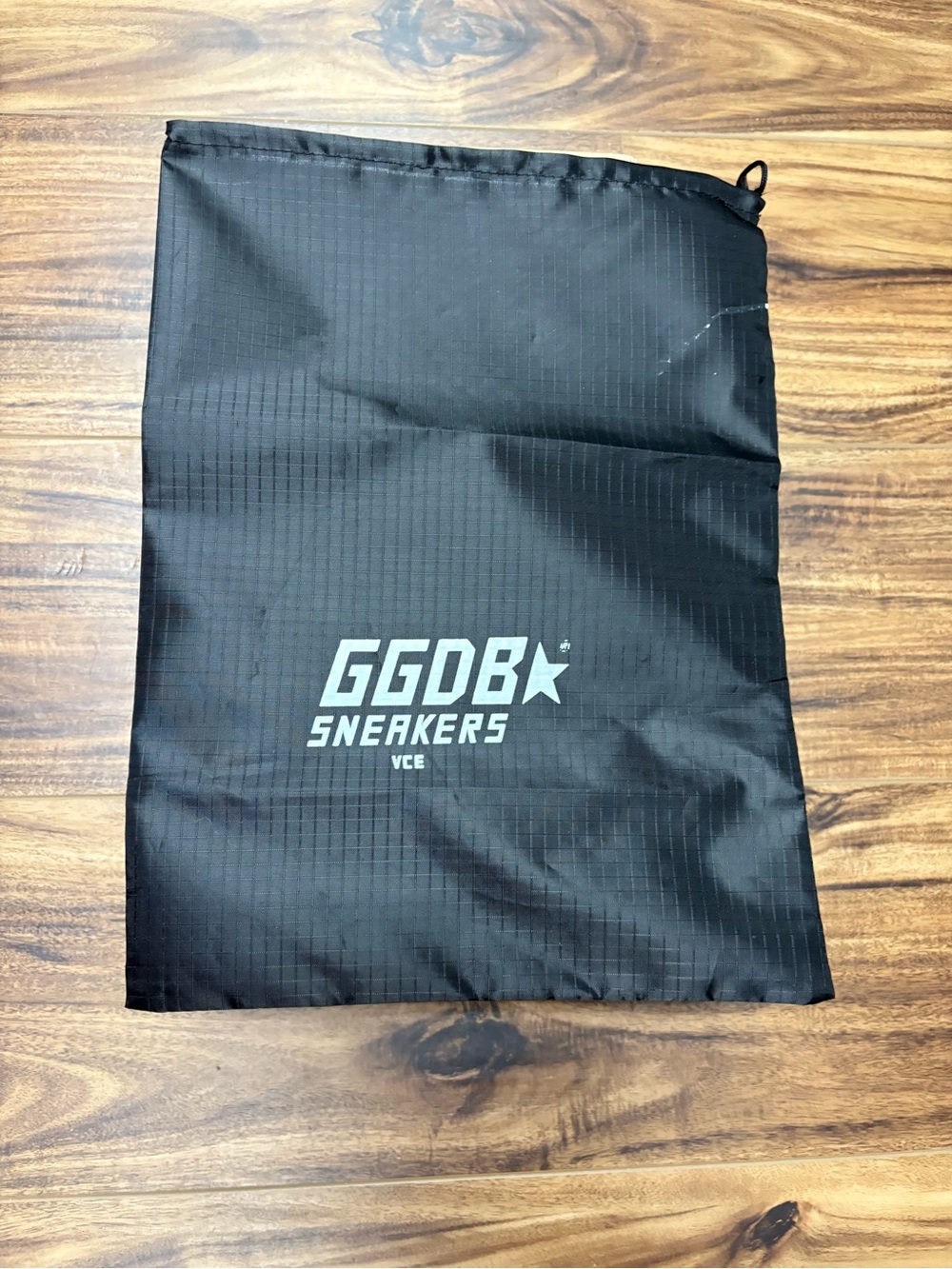 Golden Goose sneakers dust black bag, new